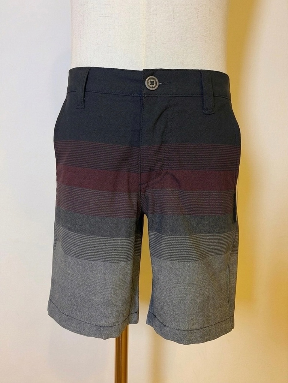 Distortion Boys Striped Shorts Size 4 NWT